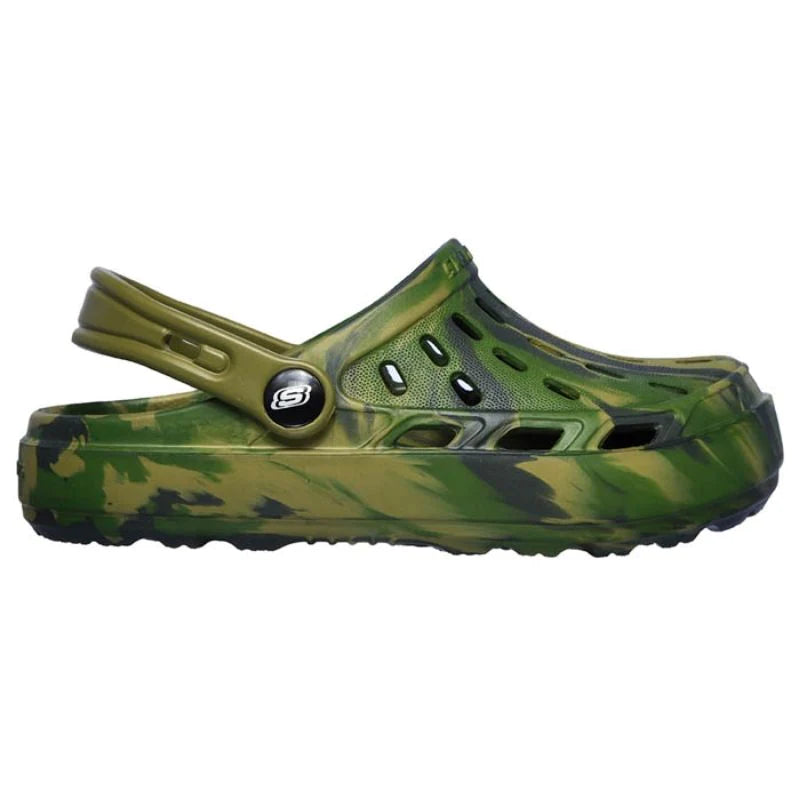 Camo skechers top
