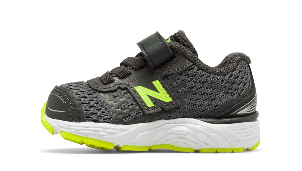 New balance 680v5 boys hotsell